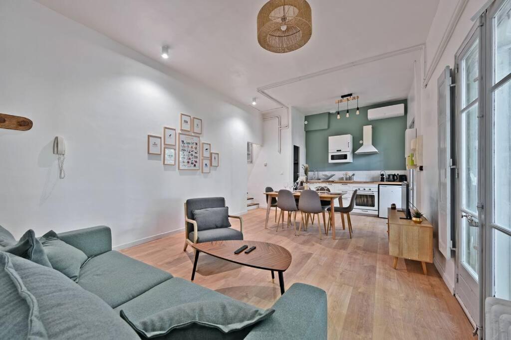 Apartamento Au Coeur Des Platanes - Parking Gratuit Sous-Terrain - Clim - Balcon Aviñón Exterior foto